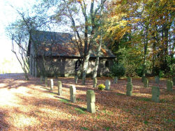 Binnen ligt een rouwregister...