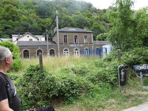 Hier vertrok de vorige avontuurlijke wandeling....