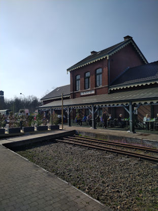 Lekker eten in 't Stasjon.