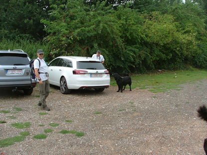 De deelnemers weer mooi op tijd...