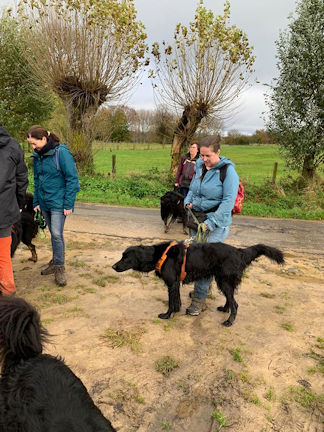 Iedereen laten aansluiten.